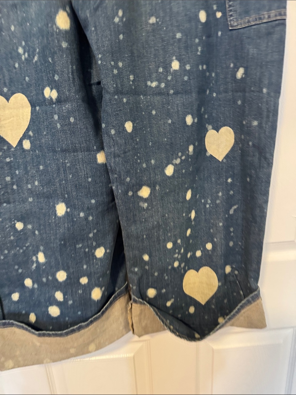 Pilcro Kayden Barrel Carpenter Paint-Splatter Heart Patch Wide-Leg Jeans Size 29 - Picture 8 of 8